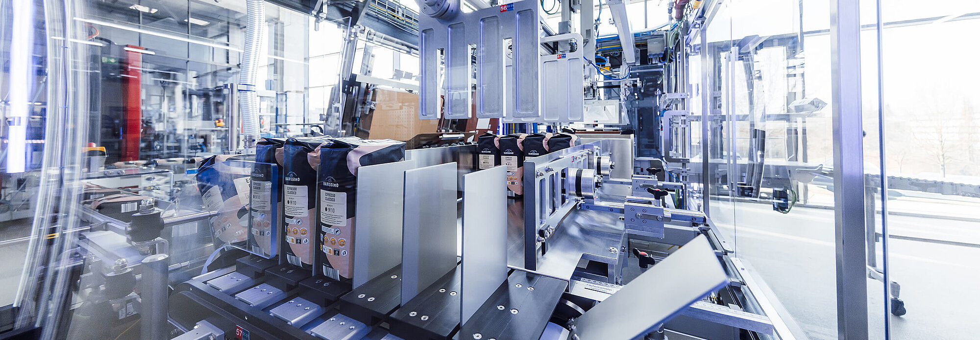 Equipment and performance characteristics of the SOMIC 323